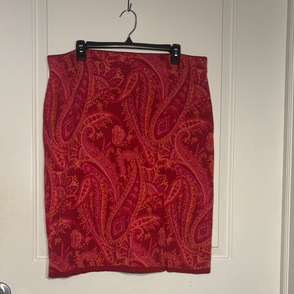 Isaac Mizrahi Red and Pink Paisley Pencil Skirt